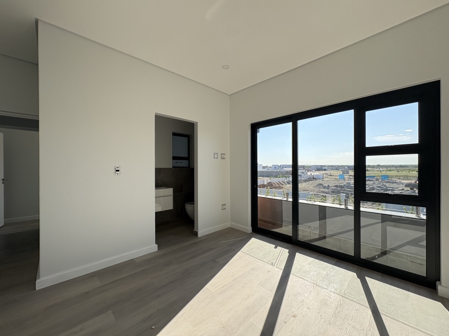 5 Bedroom Property for Sale in Sandown Western Cape